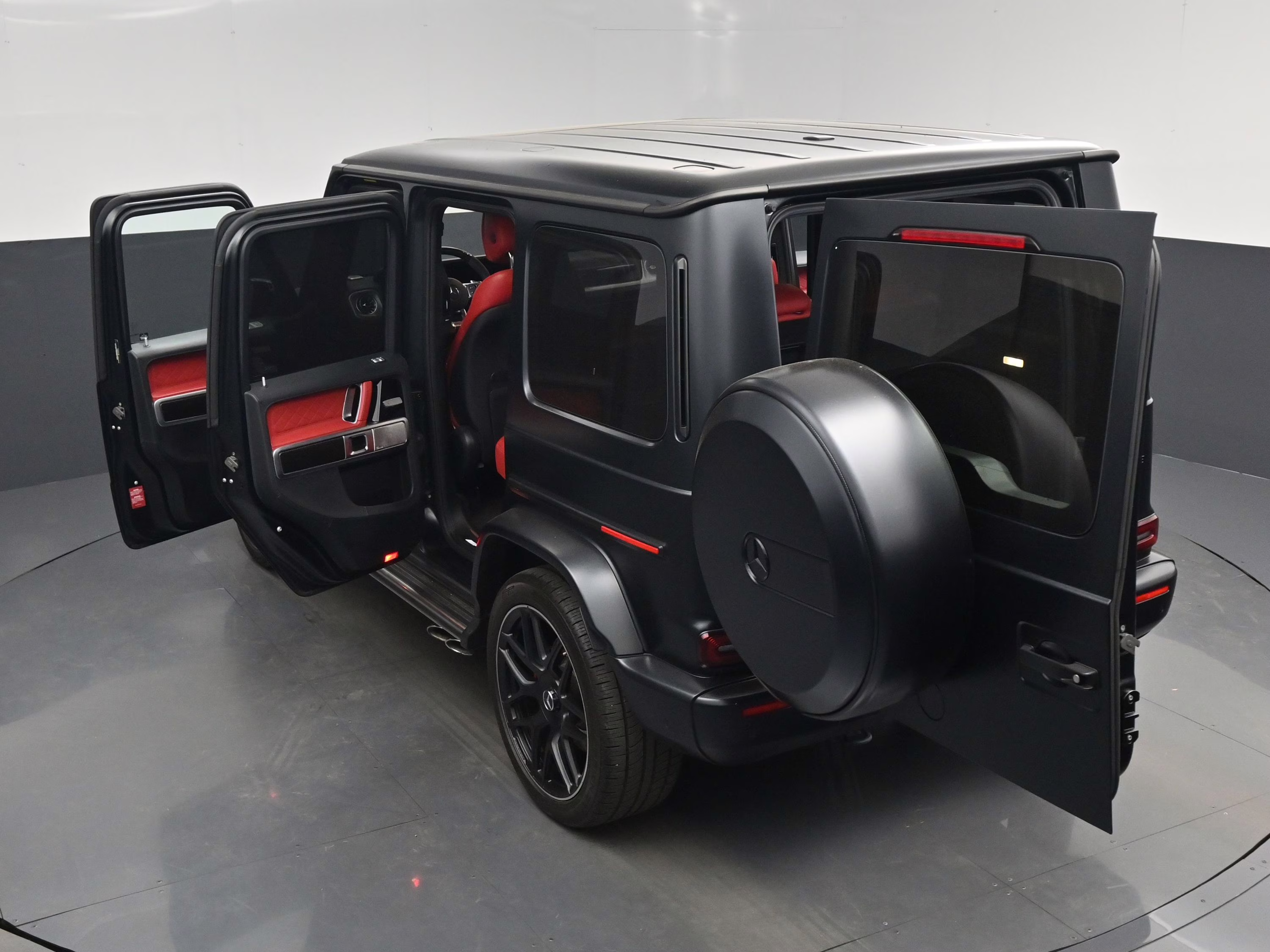 2022 MANUFAKTUR Night Black Magno Mercedes-Benz G-Class G 63 AMG AWD SUV