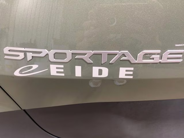 2024 Jungle Green Kia Sportage X-Line AWD SUV