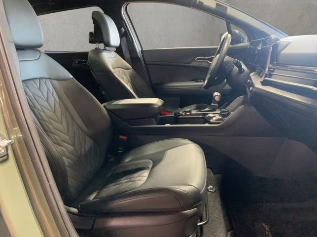 2024 Jungle Green Kia Sportage X-Line AWD SUV