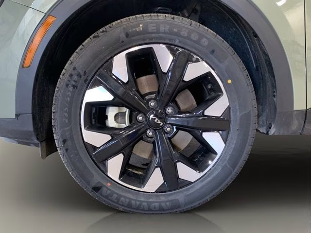 2024 Jungle Green Kia Sportage X-Line AWD SUV