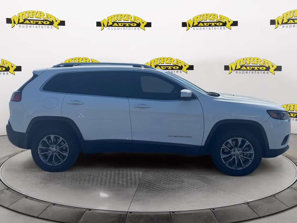 2020 Bright White Clearcoat Jeep Cherokee Latitude Plus 4X4 SUV