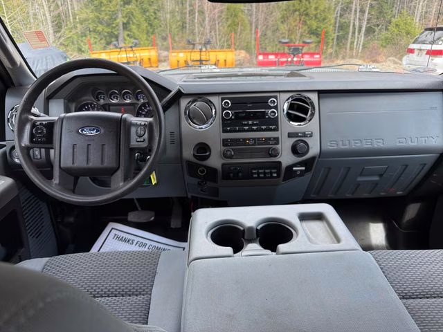 2016 Gray Ford Super Duty F-350 SRW XLT 4X4 Truck