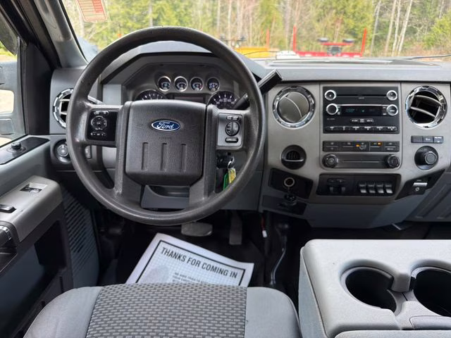 2016 Gray Ford Super Duty F-350 SRW XLT 4X4 Truck