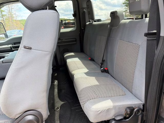 2016 Gray Ford Super Duty F-350 SRW XLT 4X4 Truck