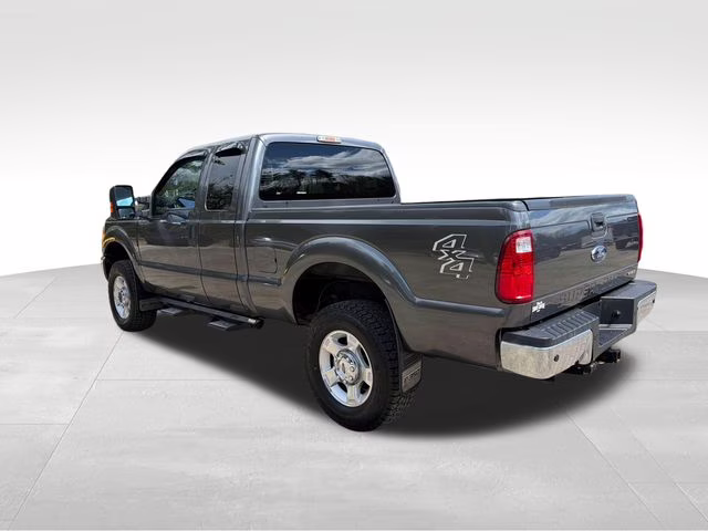 2016 Gray Ford Super Duty F-350 SRW XLT 4X4 Truck