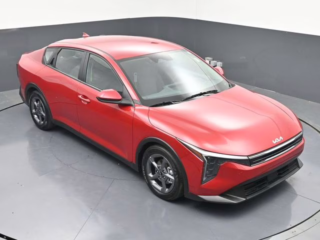 2025 Currant Red Kia K4 LXS FWD Sedan