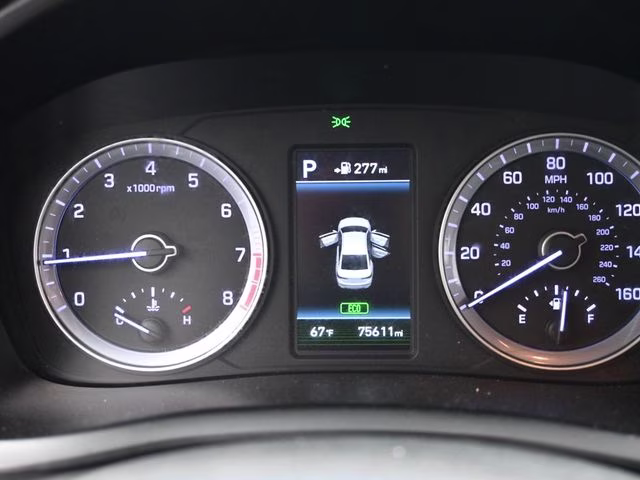 2018 Symphony Silver Hyundai Sonata SEL FWD Sedan