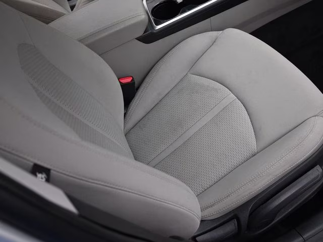 2018 Symphony Silver Hyundai Sonata SEL FWD Sedan