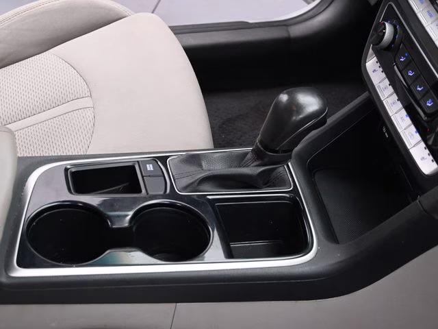 2018 Symphony Silver Hyundai Sonata SEL FWD Sedan