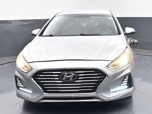 2018 Symphony Silver Hyundai Sonata SEL FWD Sedan