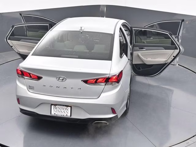 2018 Symphony Silver Hyundai Sonata SEL FWD Sedan