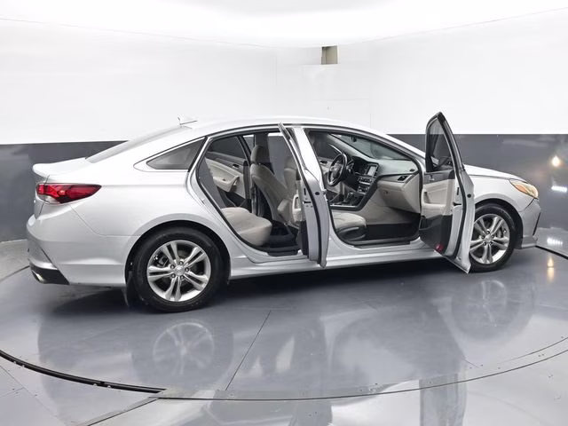 2018 Symphony Silver Hyundai Sonata SEL FWD Sedan