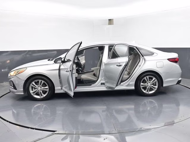 2018 Symphony Silver Hyundai Sonata SEL FWD Sedan