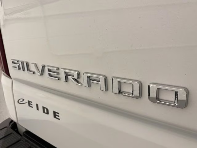 2026 Summit White Chevrolet Silverado 1500 RST 4X4 Truck