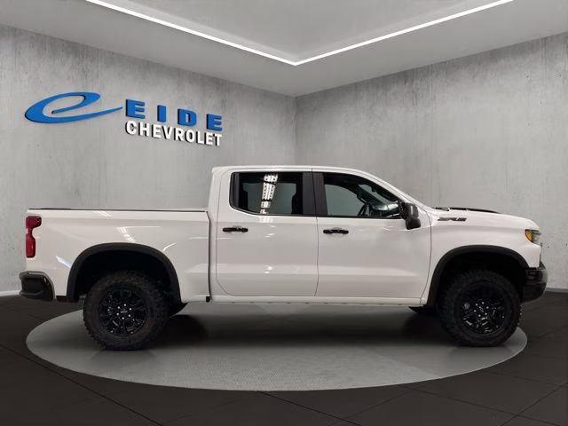 2026 Summit White Chevrolet Silverado 1500 ZR2 4X4 Truck