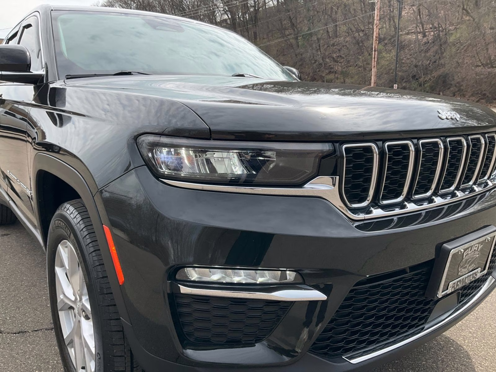2023 Rocky Mountain Pearlcoat Jeep Grand Cherokee Limited 4X4 SUV