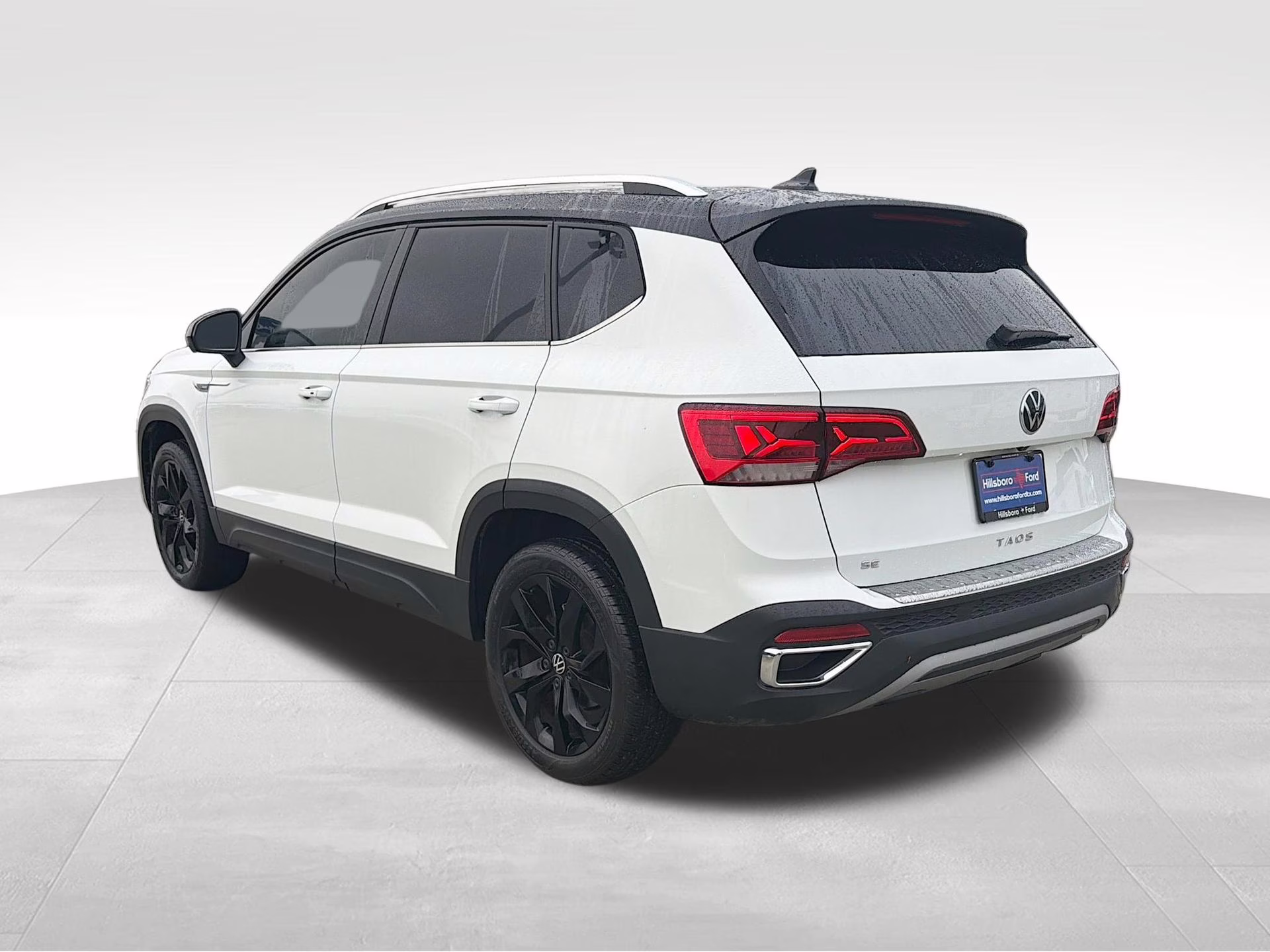 2023 Pure White Volkswagen Taos 1.5T SE FWD SUV