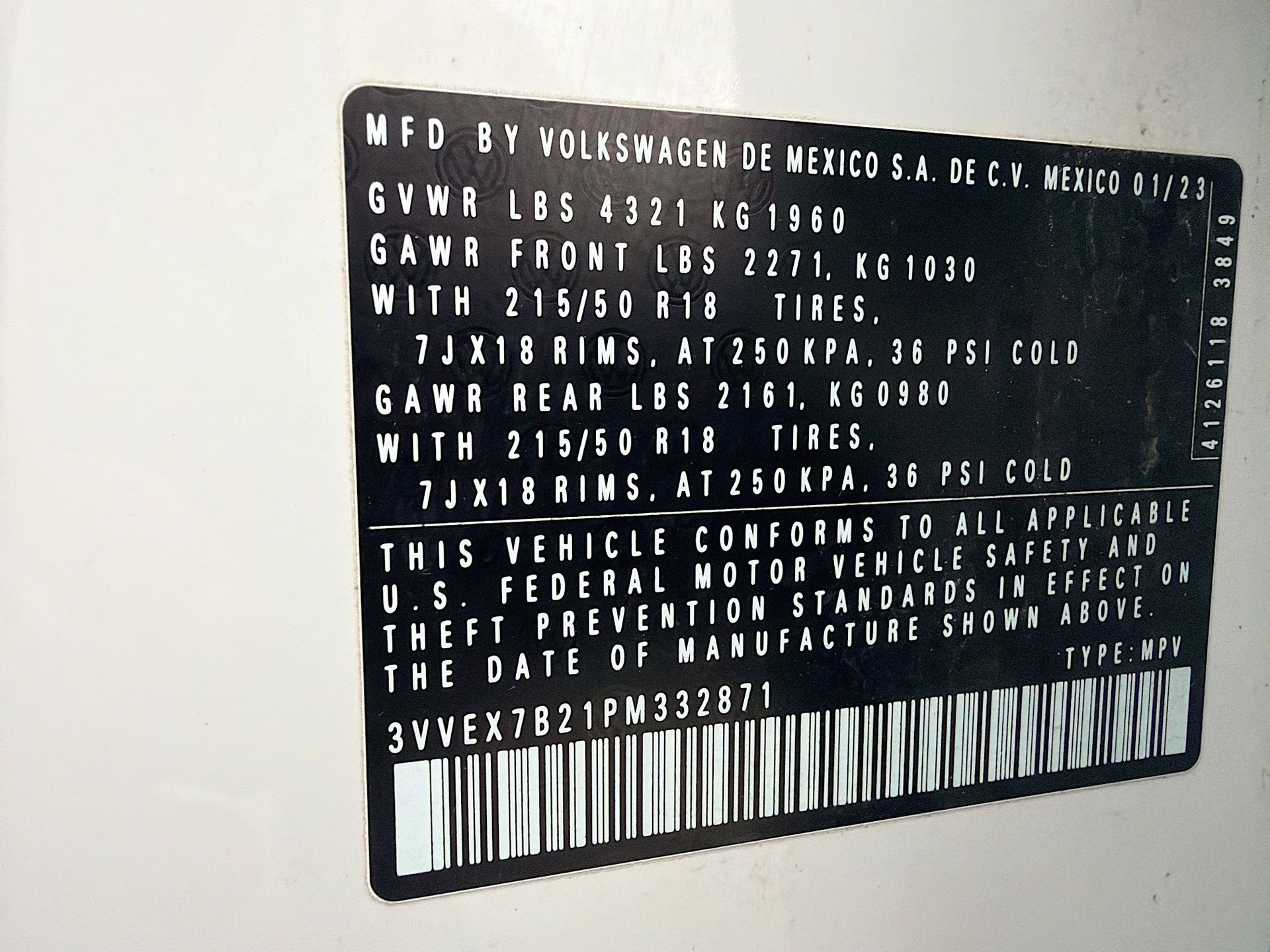 2023 Pure White Volkswagen Taos 1.5T SE FWD SUV