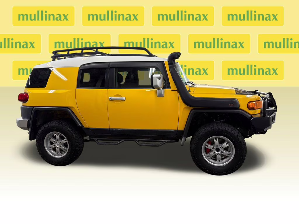 2007 Sun Fusion Toyota FJ Cruiser Base 4X4 SUV