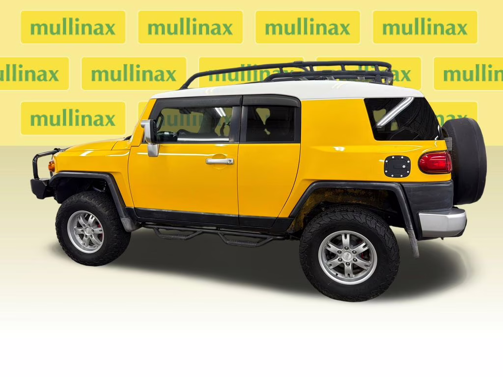 2007 Sun Fusion Toyota FJ Cruiser Base 4X4 SUV