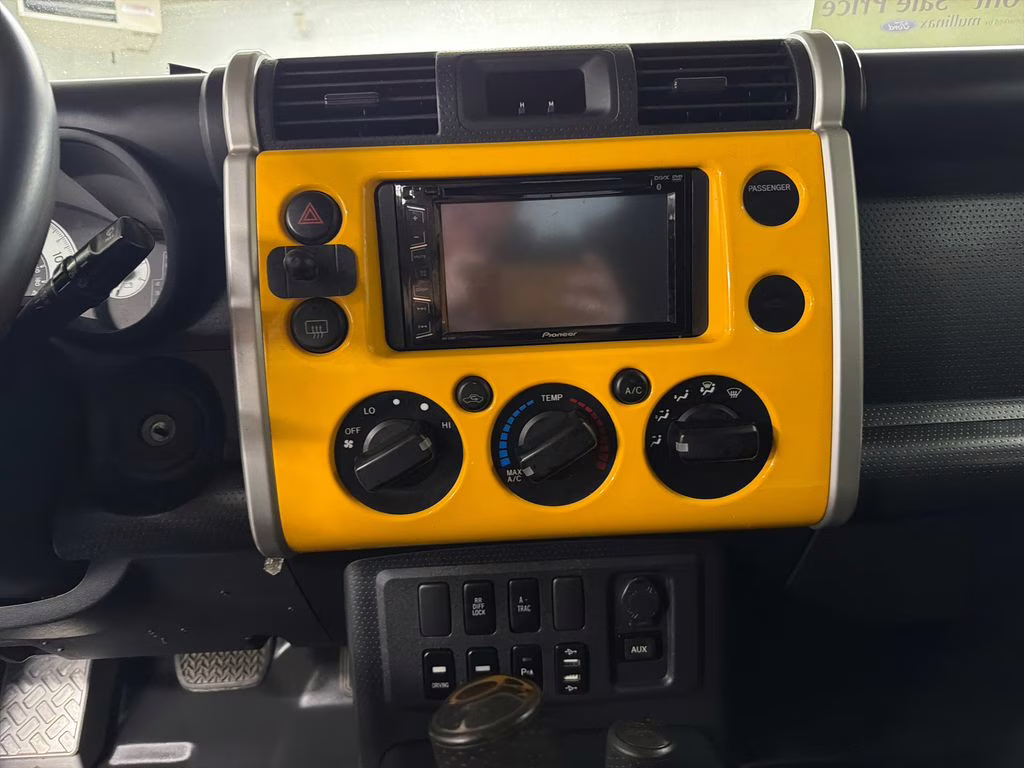 2007 Sun Fusion Toyota FJ Cruiser Base 4X4 SUV