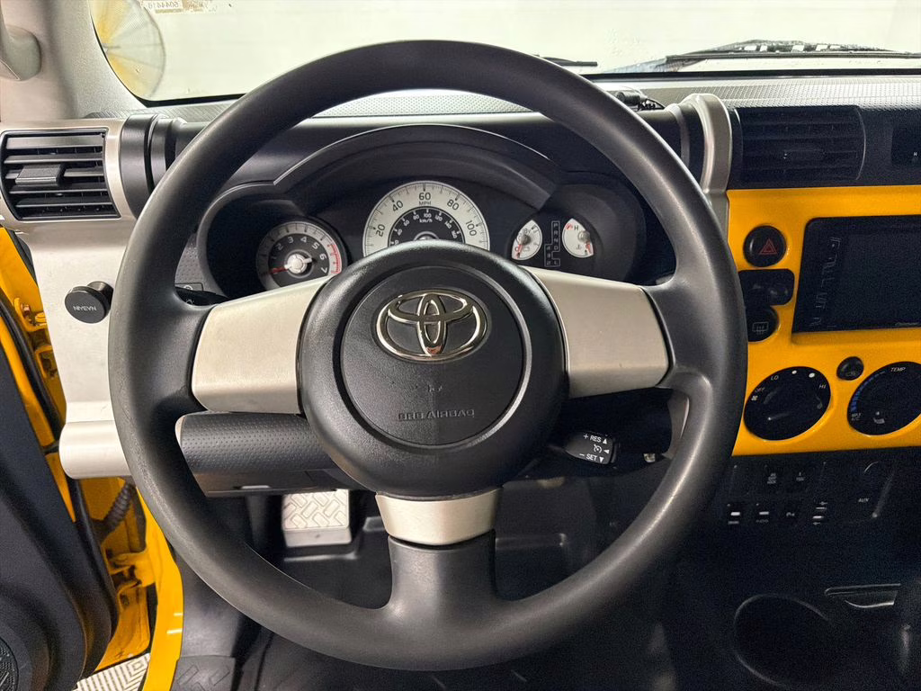 2007 Sun Fusion Toyota FJ Cruiser Base 4X4 SUV