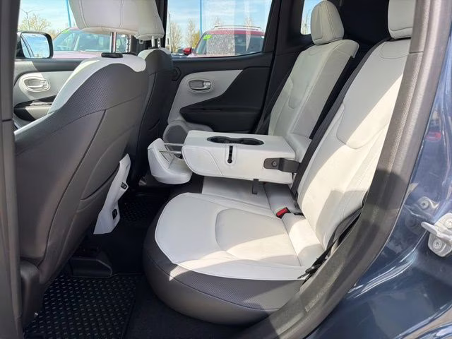 2022 Slate Blue Pearlcoat Jeep Renegade Limited 4X4 SUV