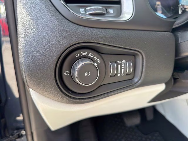 2022 Slate Blue Pearlcoat Jeep Renegade Limited 4X4 SUV