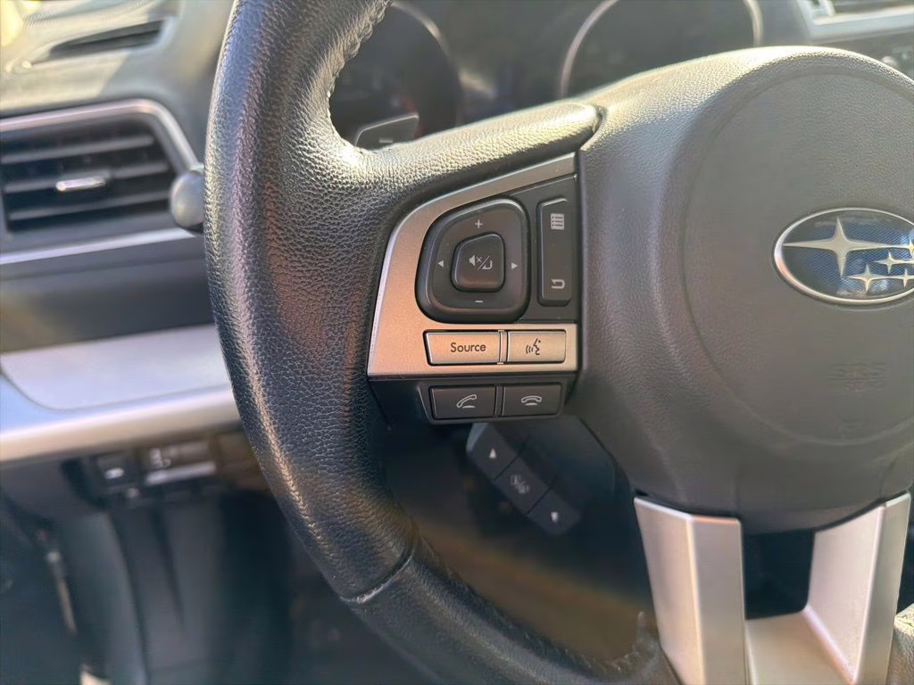 2016 Ice Silver Metallic Subaru Legacy 2.5i AWD Sedan