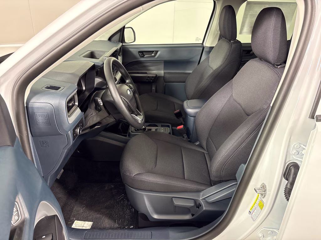 2026 Oxford White Ford Maverick XL FWD Truck