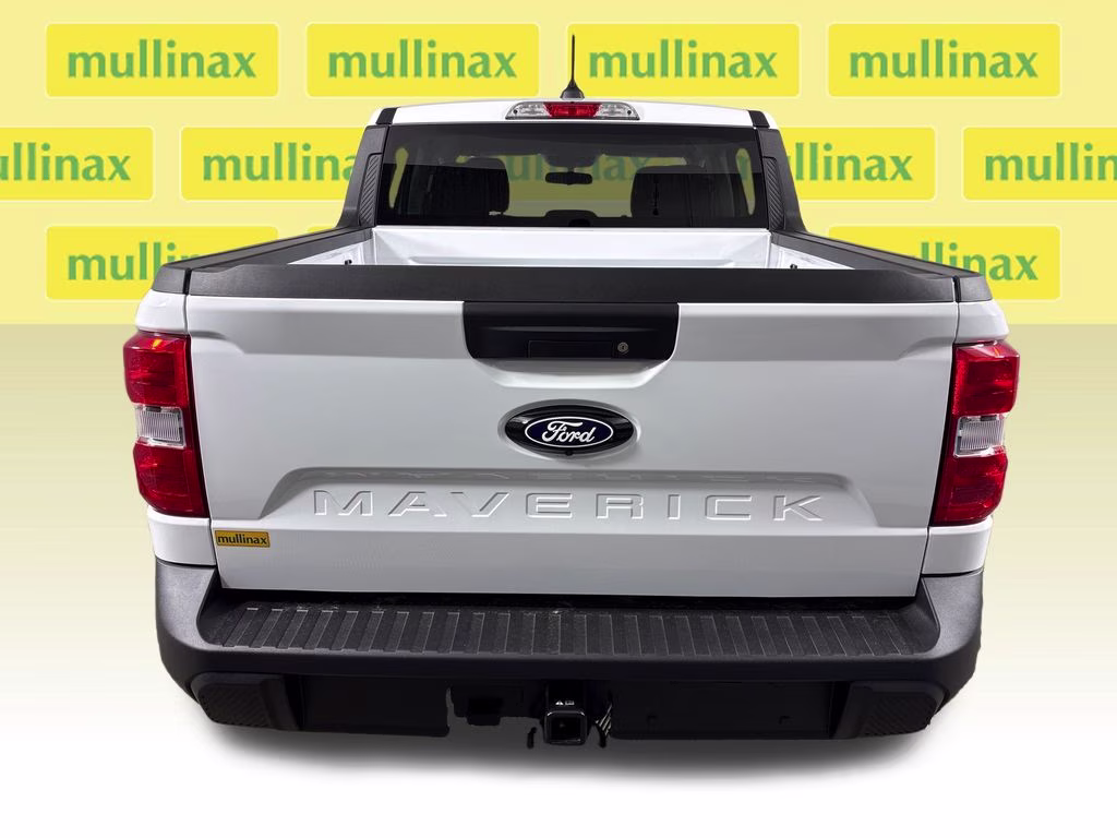 2026 Oxford White Ford Maverick XL FWD Truck