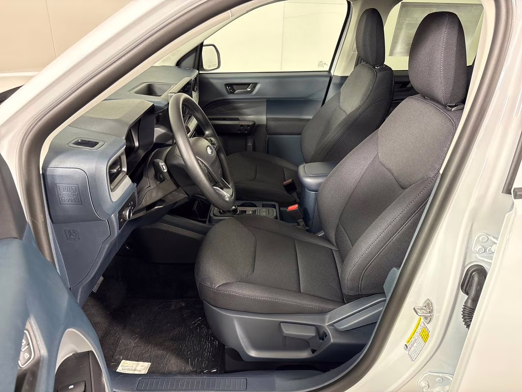 2026 Oxford White Ford Maverick XL FWD Truck