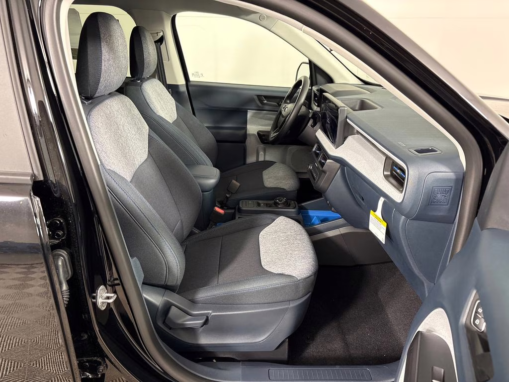 2026 Shadow Black Ford Maverick XLT FWD Truck