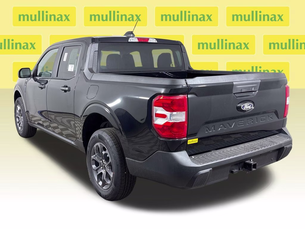 2026 Shadow Black Ford Maverick XLT FWD Truck