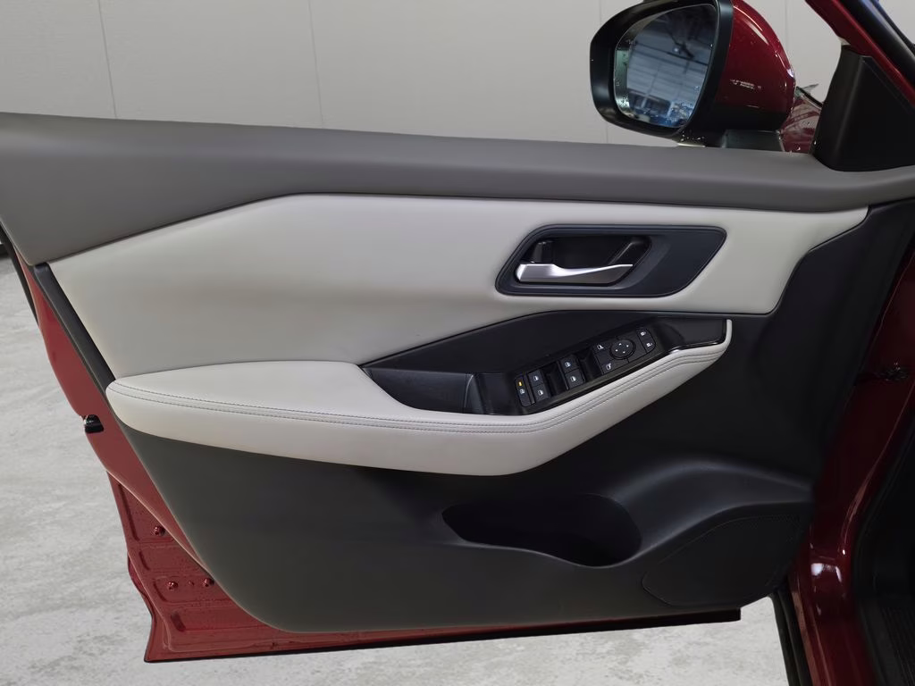 2025 Scarlet Ember Tintcoat Nissan Rogue SV AWD SUV