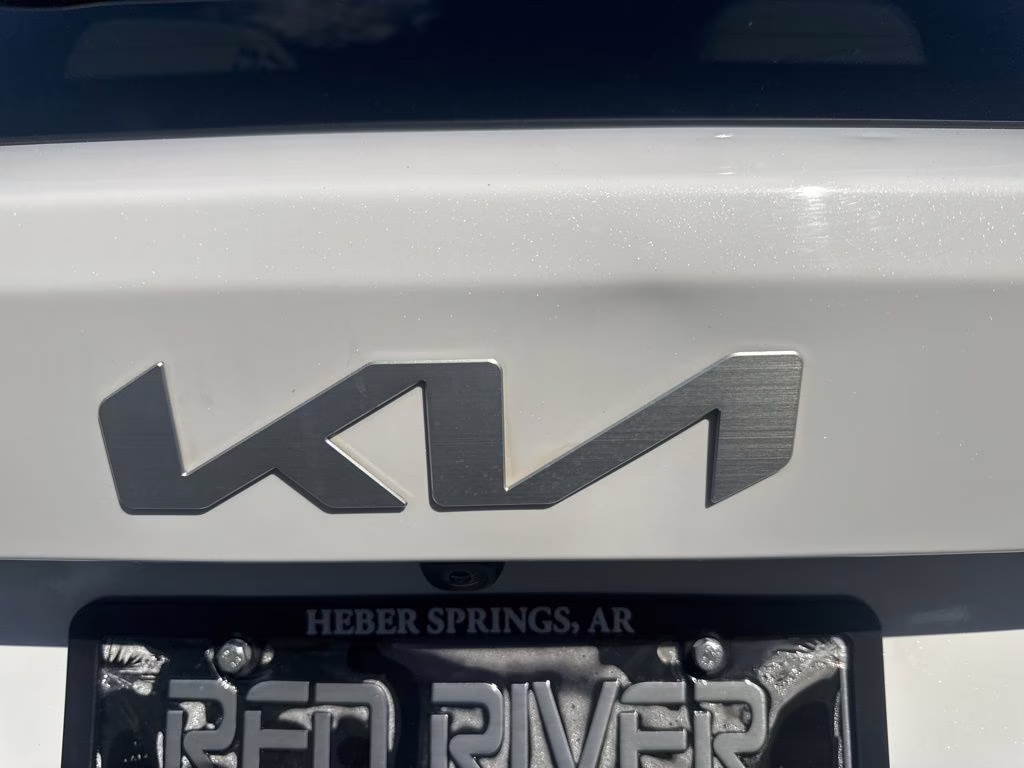 2022 Glacial White Pearl Kia Sorento SX FWD SUV