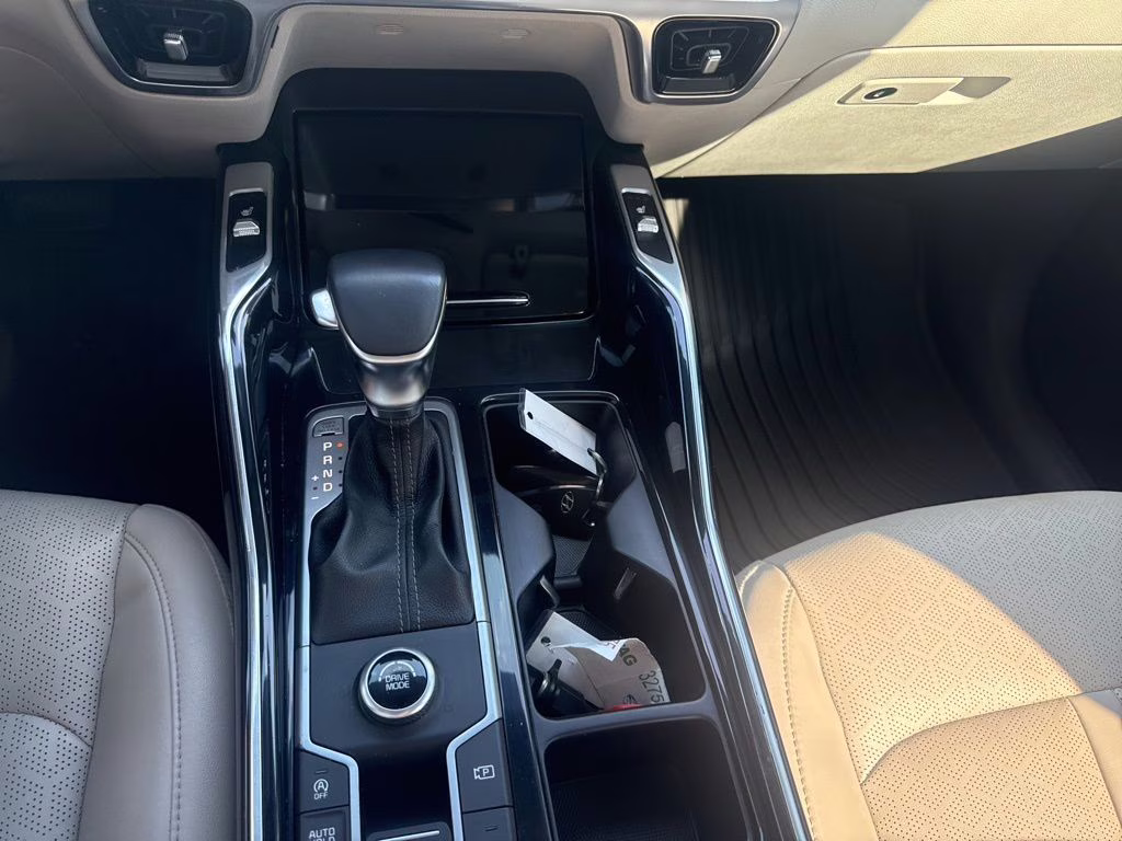 2022 Glacial White Pearl Kia Sorento SX FWD SUV