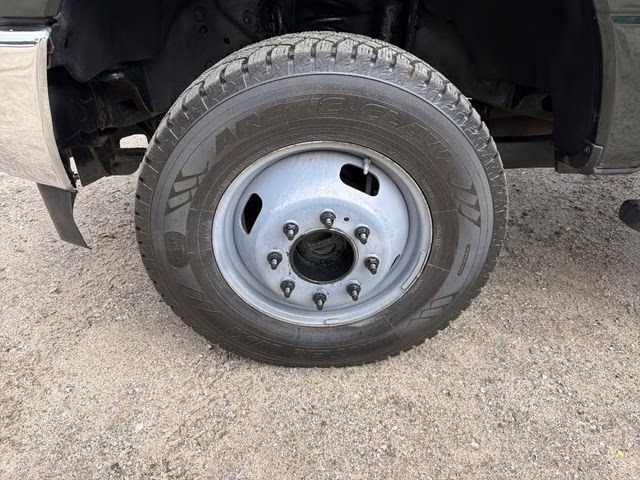2019 Green Ford Super Duty F-350 DRW XL 4X4 Chassis
