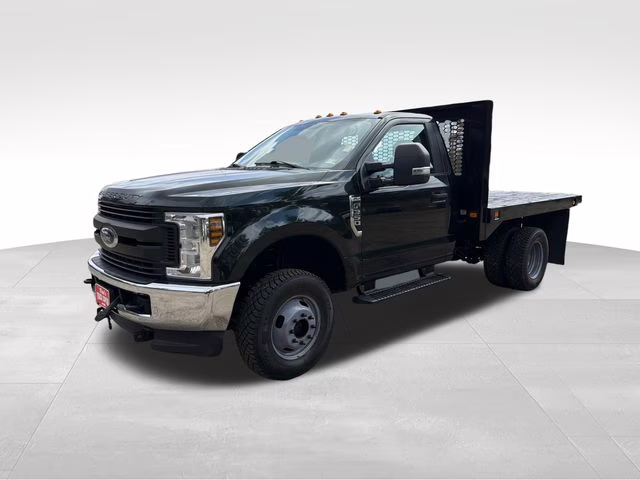 2019 Green Ford Super Duty F-350 DRW XL 4X4 Chassis