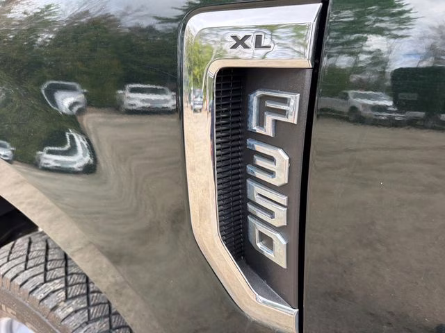 2019 Green Ford Super Duty F-350 DRW XL 4X4 Chassis