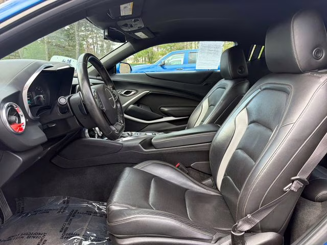 2016 Hyper Blue Metallic Chevrolet Camaro 2LT RWD Coupe