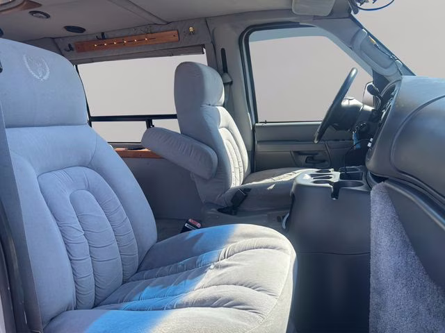 2003 Silver Birch Clearcoat Metallic Ford E-150 RV RWD Van