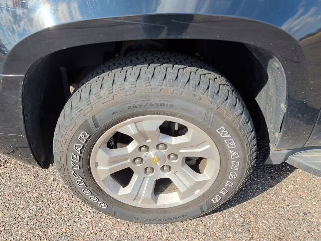 Used 2012 Chevrolet Suburban LT with VIN 1GNSKJE77CR100425 for sale in Pine City, MN