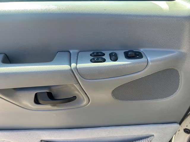 2003 Silver Birch Clearcoat Metallic Ford E-150 RV RWD Van