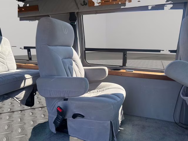 2003 Silver Birch Clearcoat Metallic Ford E-150 RV RWD Van