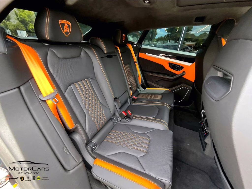 2025 Grigio Telesto Metallic Lamborghini Urus SE AWD SUV