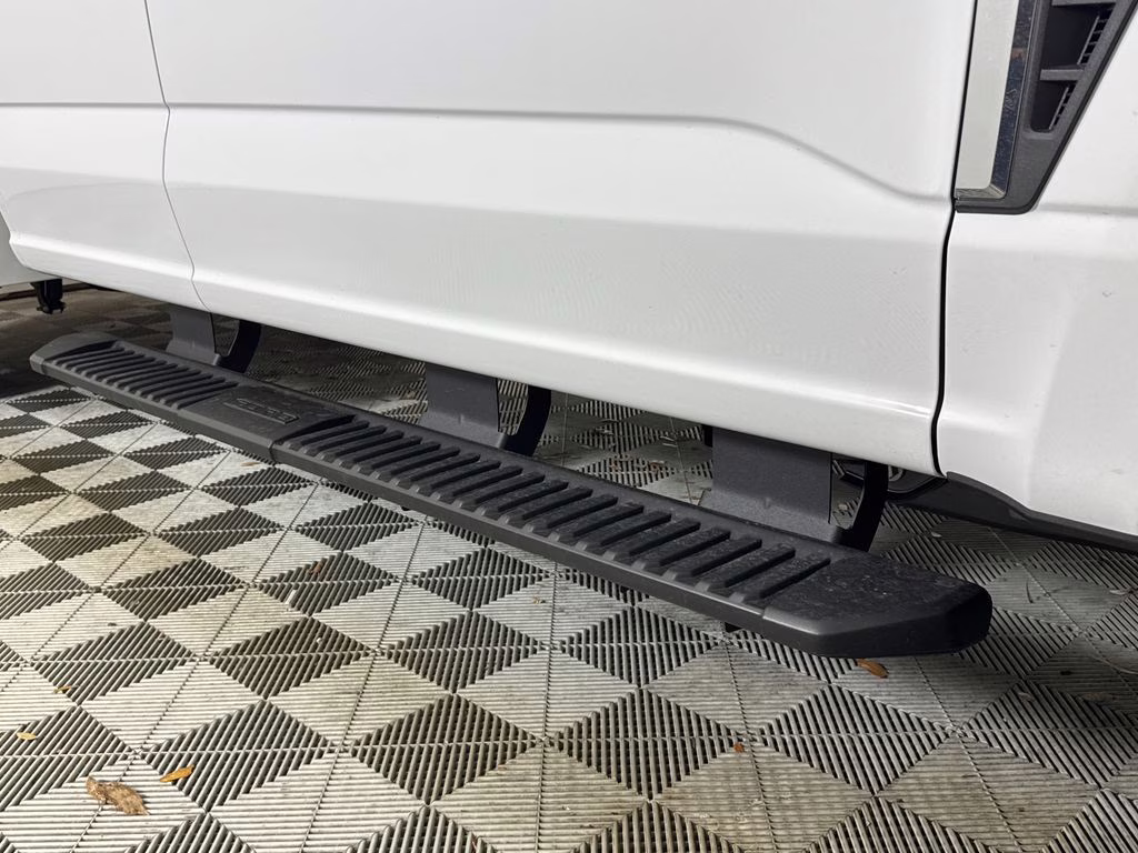 2026 Oxford White Ford Super Duty F-250 SRW XL 4X4 Truck