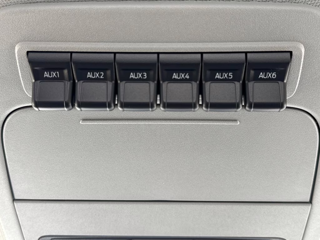 2026 Oxford White Ford Super Duty F-250 SRW XL 4X4 Truck