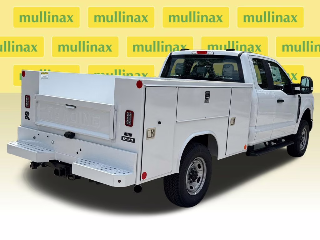 2026 Oxford White Ford Super Duty F-250 SRW XL 4X4 Truck