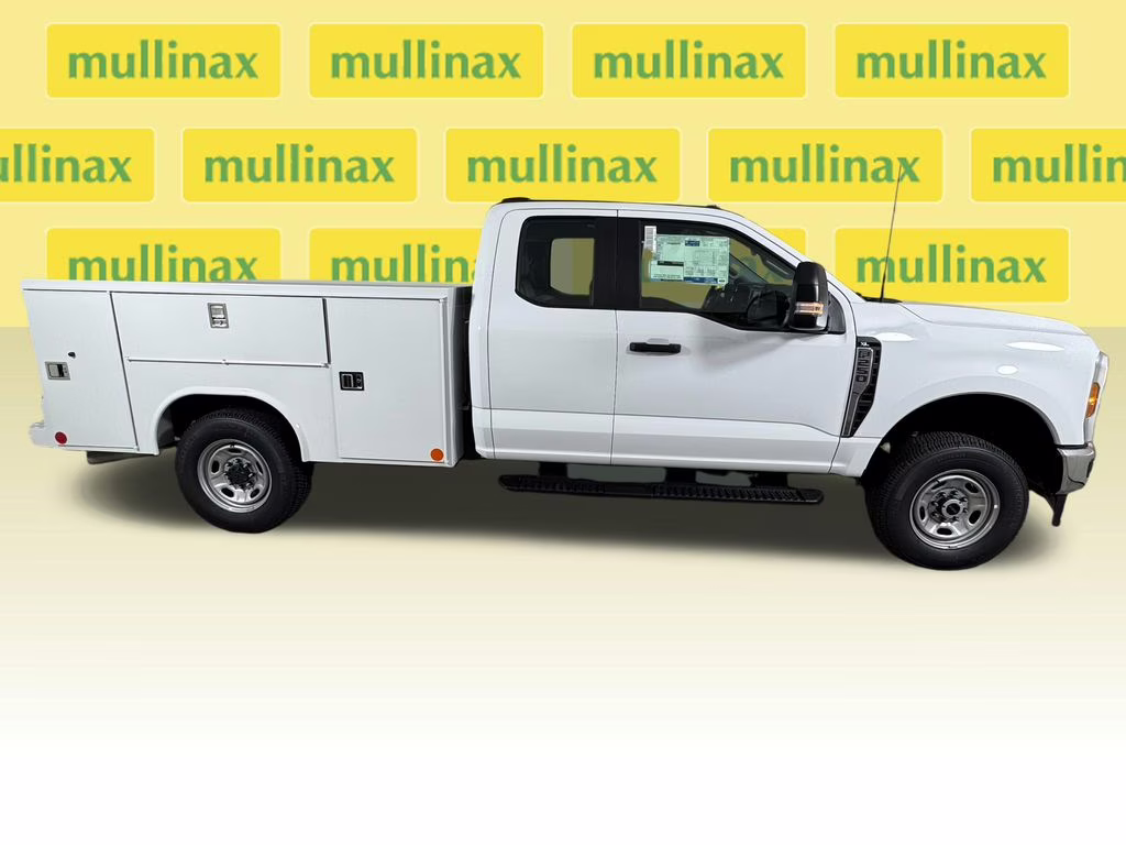 2026 Oxford White Ford Super Duty F-250 SRW XL 4X4 Truck